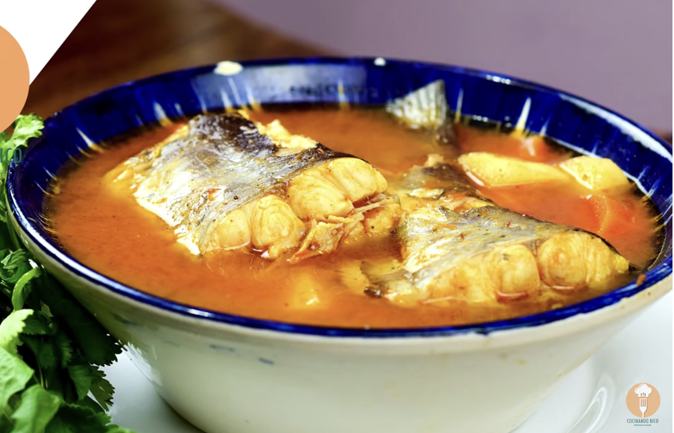 CALDO DE PESCADO CON VERDURAS Y PATATAS