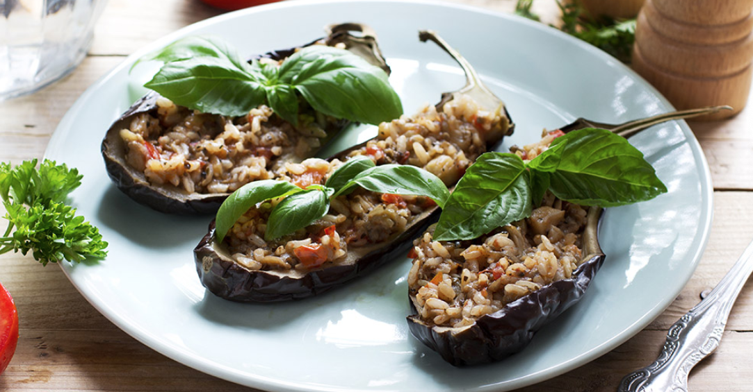  Berenjenas rellenas de arroz y heura