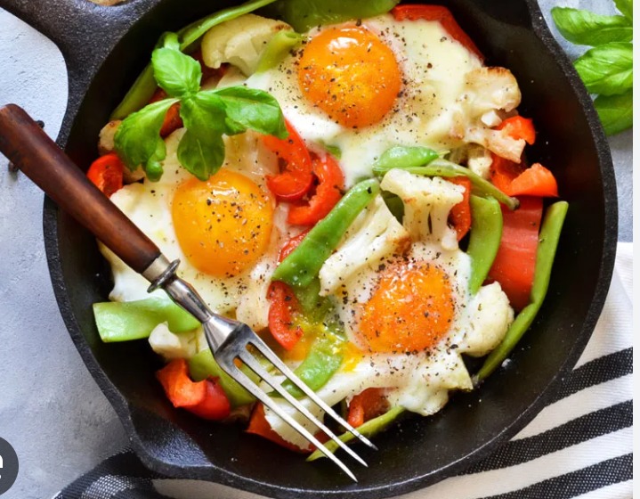 Huevos con espinacas