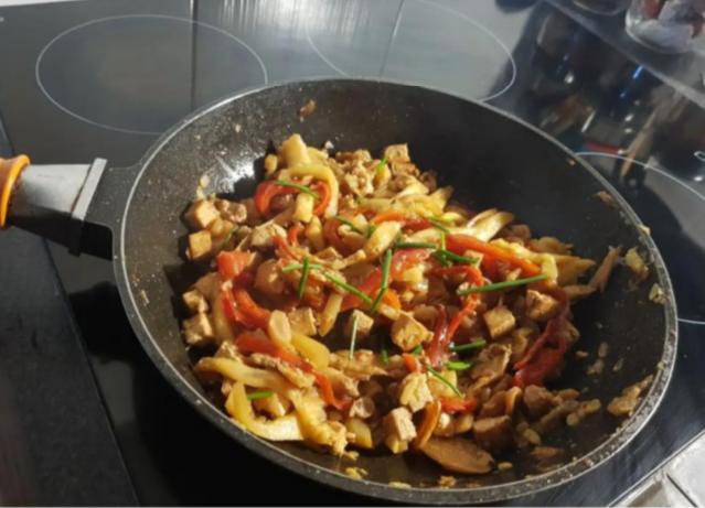 Wok de vegetales y tofu